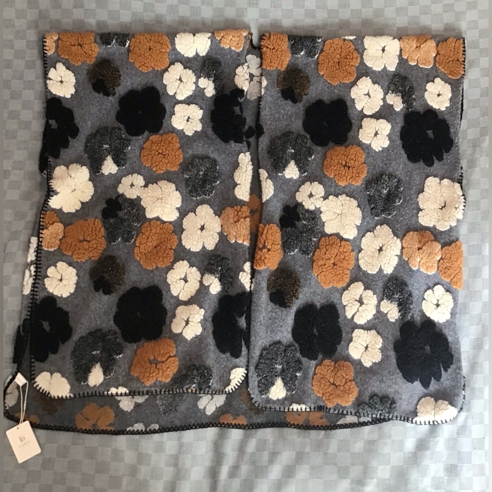 Puffy Floral open poncho - Picture 5 of 10